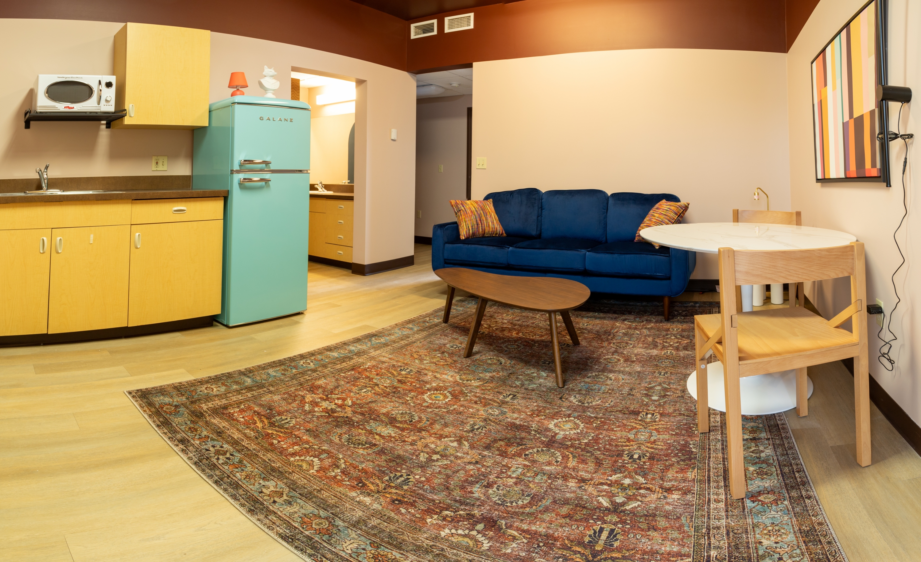 404 2nd Ave - 301